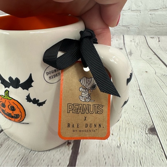 NWT Rae Dunn Peanuts Halloween Mug Linus pumpkin bats SPOOKY - Picture 6 of 7